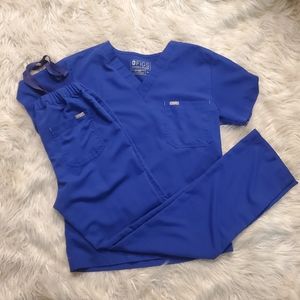 Figs scrubs set XS